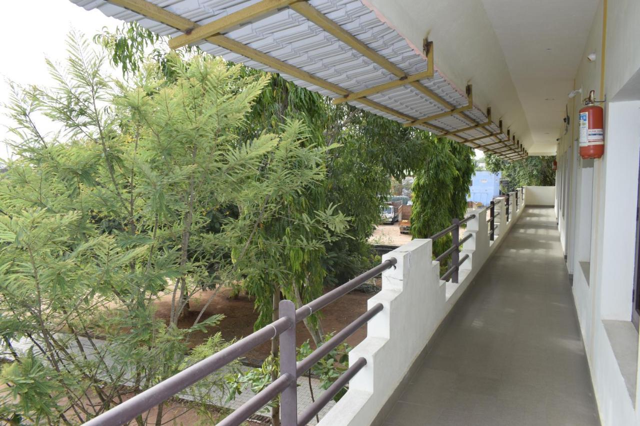 Rani Residency Pondicherry Exterior foto
